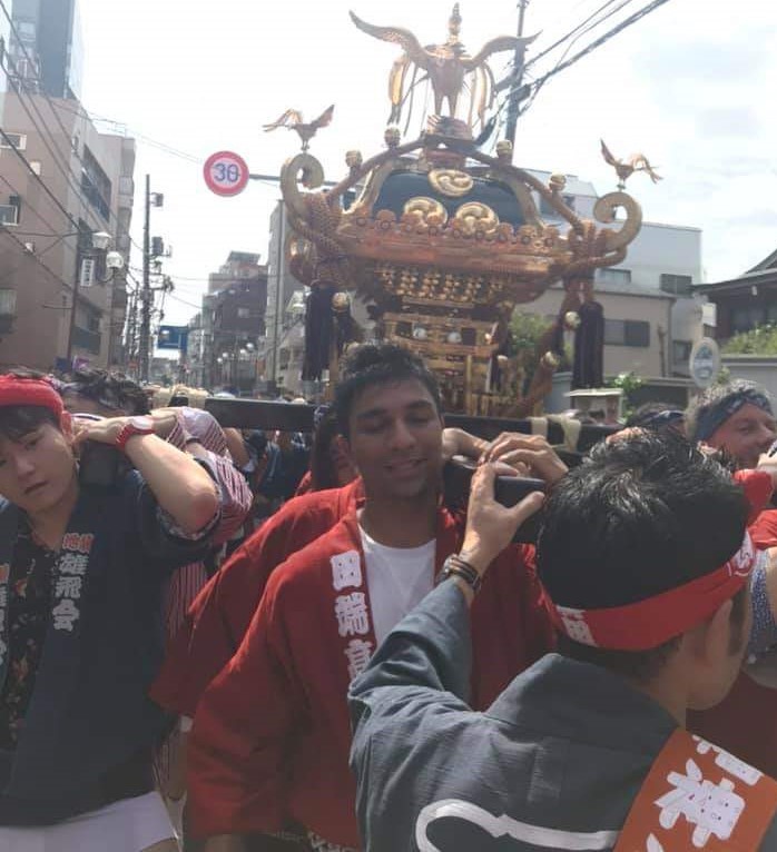 インドから日本へ